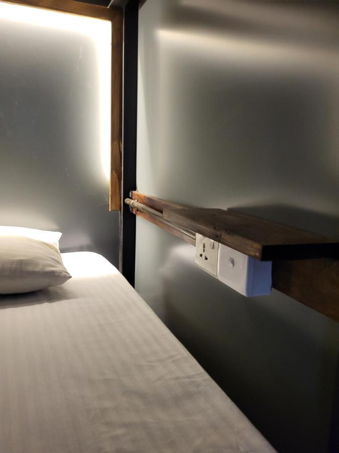 Why Not Mansion Hostel Habaraduwa ภายนอก รูปภาพ